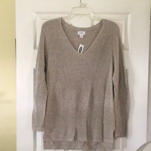 Old navy taupe sweater